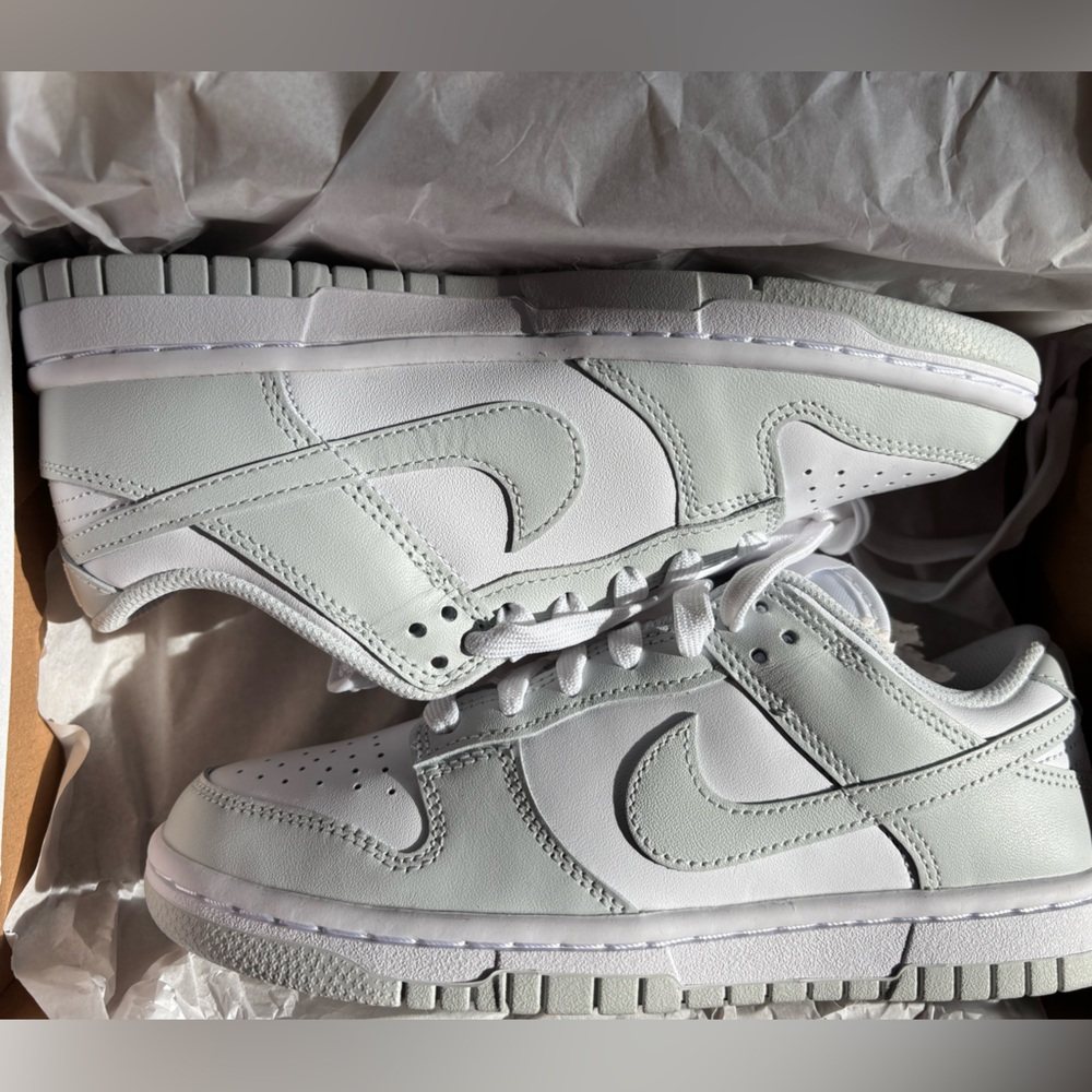 Nike Dunk Low Size 5.5W